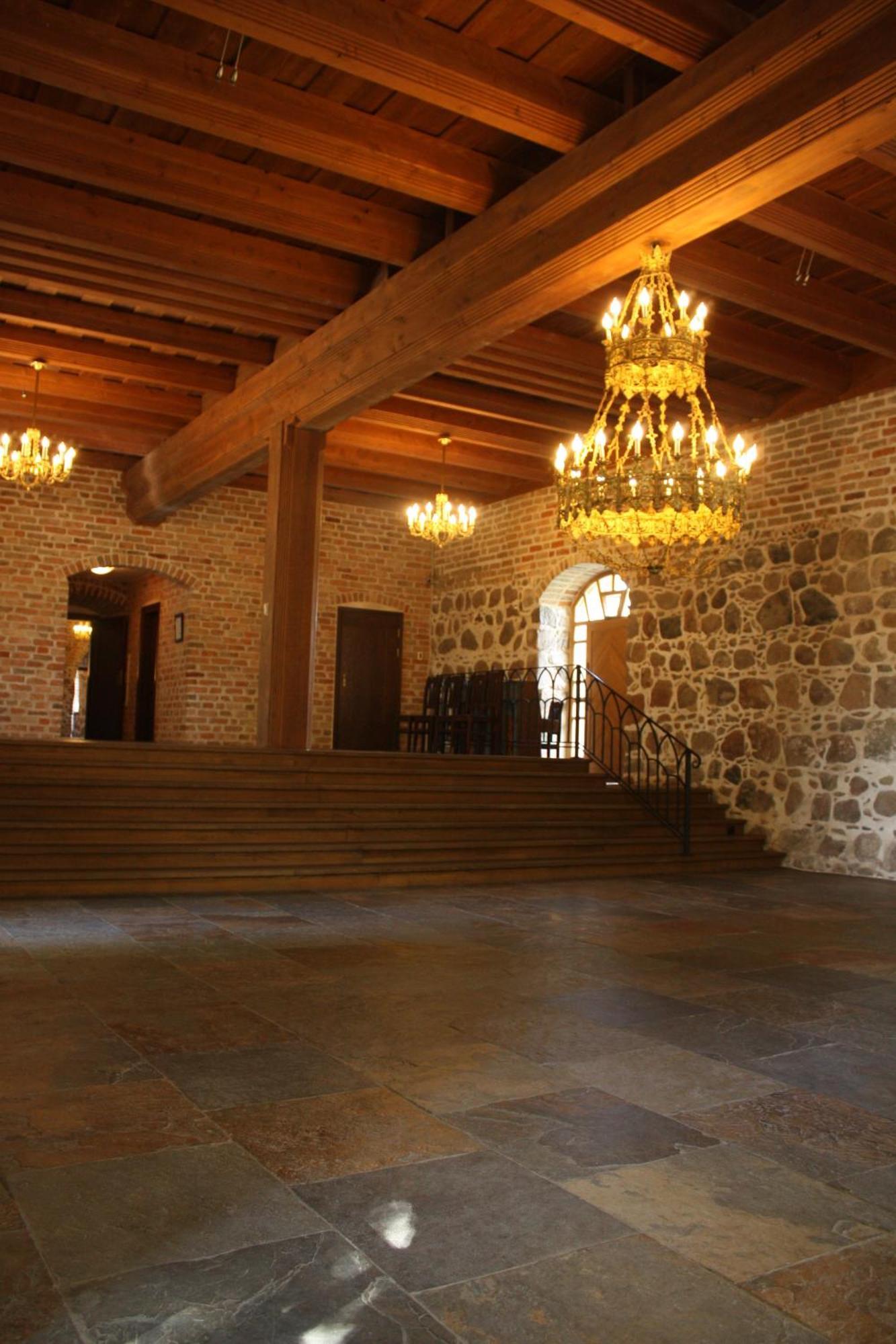 Klasztor Cedynia Hotel Экстерьер фото